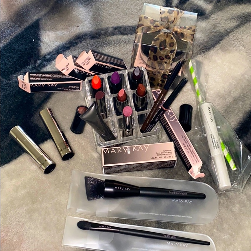 MaryKay Lot
